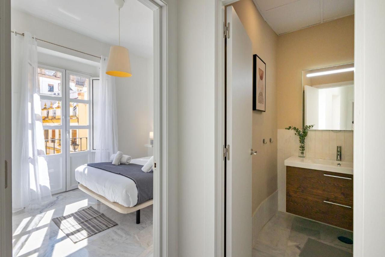 Muro City Center Suite By Valcambre Севилья Экстерьер фото