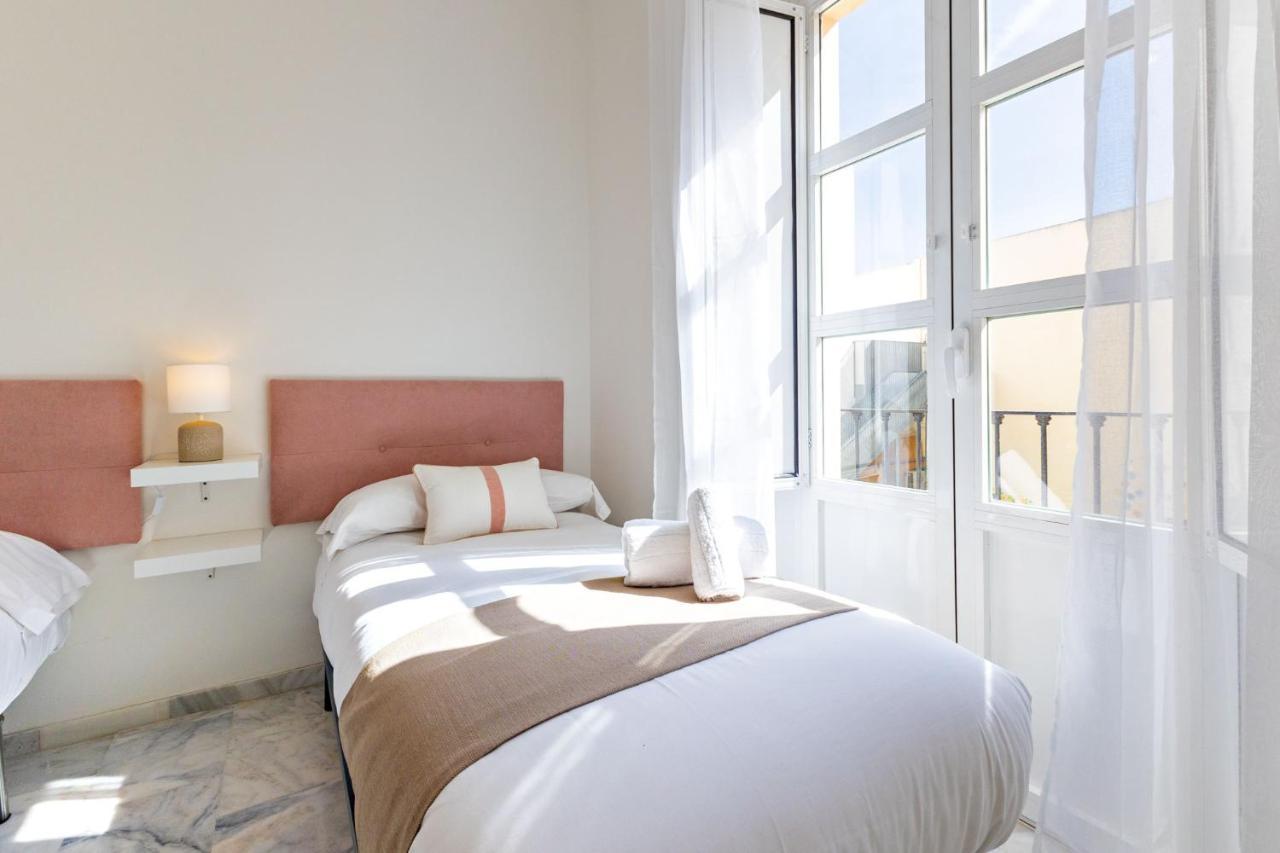 Muro City Center Suite By Valcambre Севилья Экстерьер фото